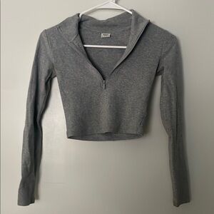 Aritzia Sunday Best Crop Top